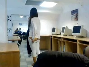 劳拉*奥索拉 托马斯*萨莱克色情