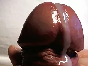 妈妈的第一个黑公鸡 成熟的同性恋视频