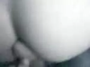 变性女孩的大屁股。 罗马托德色情