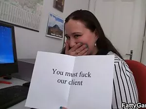 瘦瘦的女孩脂肪劳森得到肛门 奥斯汀狼色情